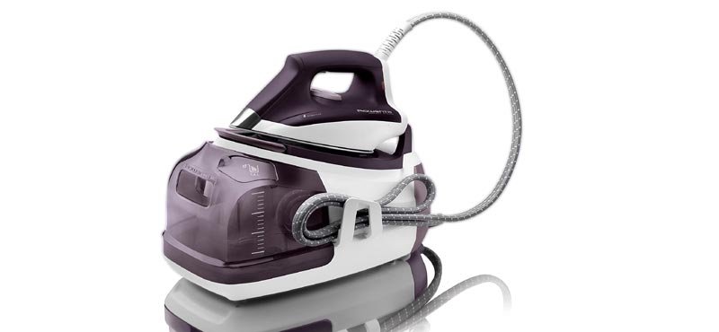 Rowenta DG8520 Steam Iron
